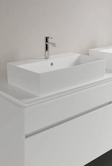 Раковина, Villeroy&Boch, Memento 2.0, шгв 600*420*90, отверстия для смесителя-1 сквозное, 2 промаркированных, цвет-альпийский белый