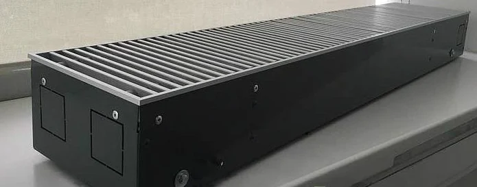 Конвектор, EKQ, 190*110*2250, плавное, роликовая решётка, алюминий, RAL 9005, рамка-алюминий, цвет рамки-RAL 9005