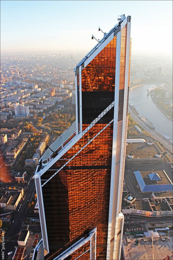 Башня Mercury City Tower — фотография 7